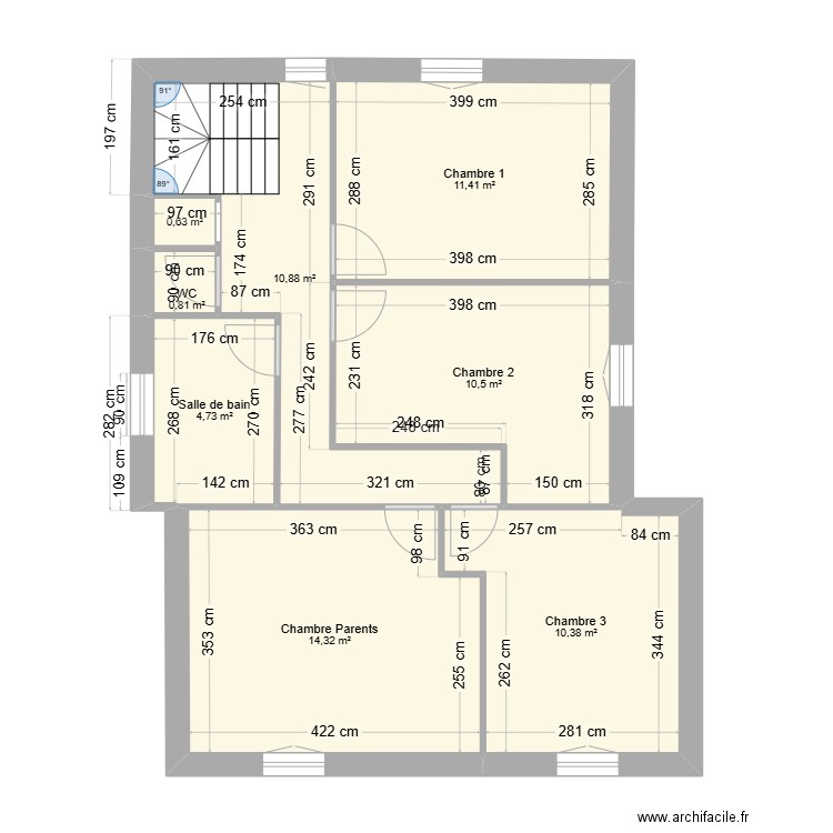 Tatiana & Filip. Plan de 8 pièces et 64 m2