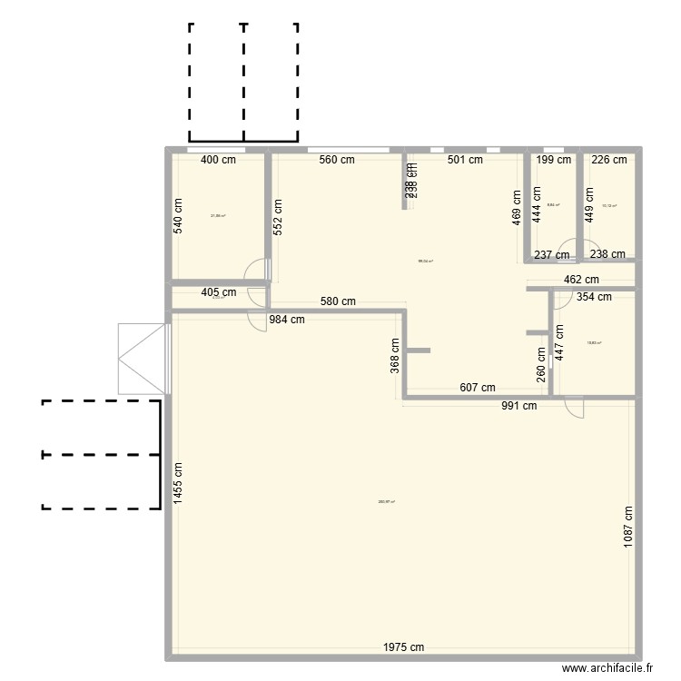 oro. Plan de 7 pièces et 410 m2