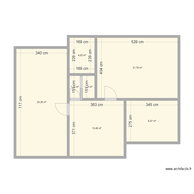 plan de niveau . Plan de 7 pièces et 75 m2