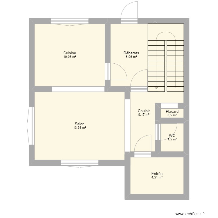 plan RDC existant. Plan de 7 pièces et 45 m2