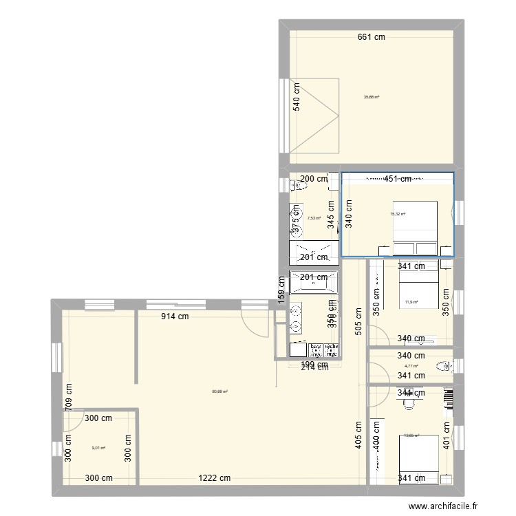 en L. Plan de 8 pièces et 189 m2