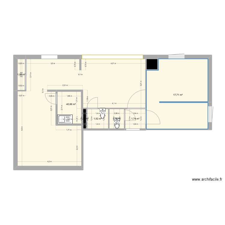 bureau. Plan de 8 pièces et 65 m2