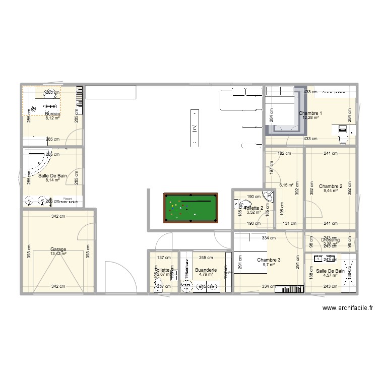 Maison 1. Plan de 12 pièces et 85 m2