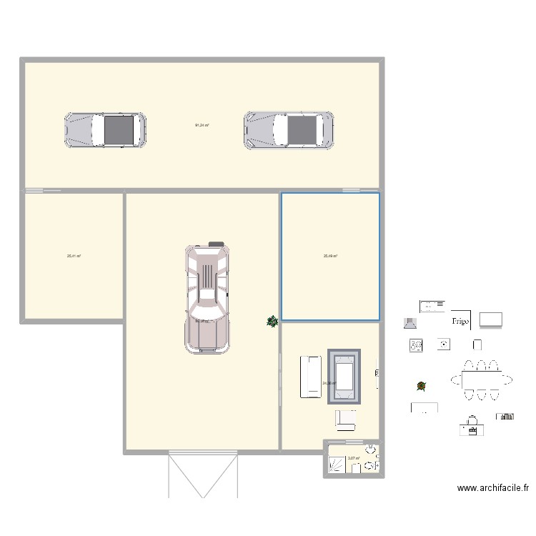 LOCAL. Plan de 6 pièces et 250 m2