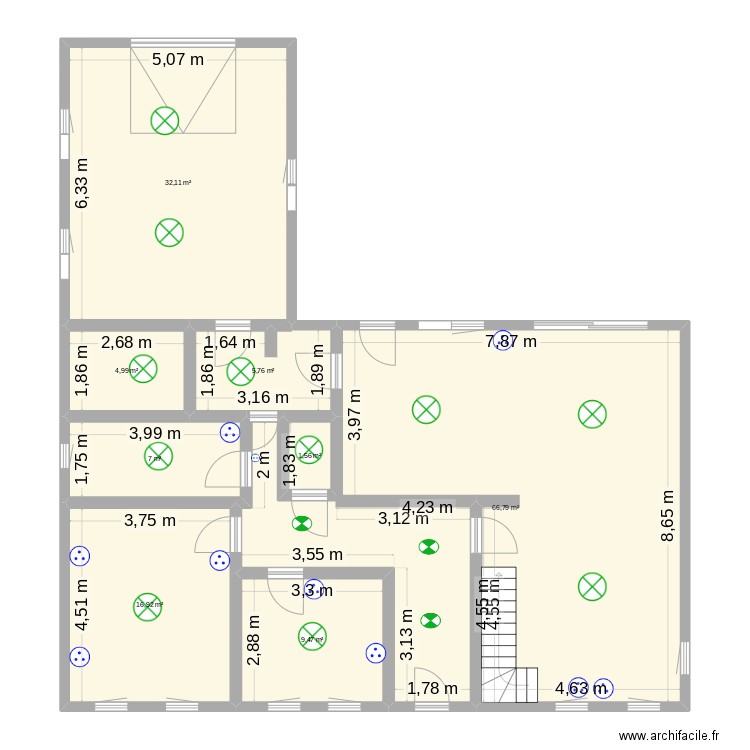 exercices deux : notre maison . Plan de 8 pièces et 145 m2