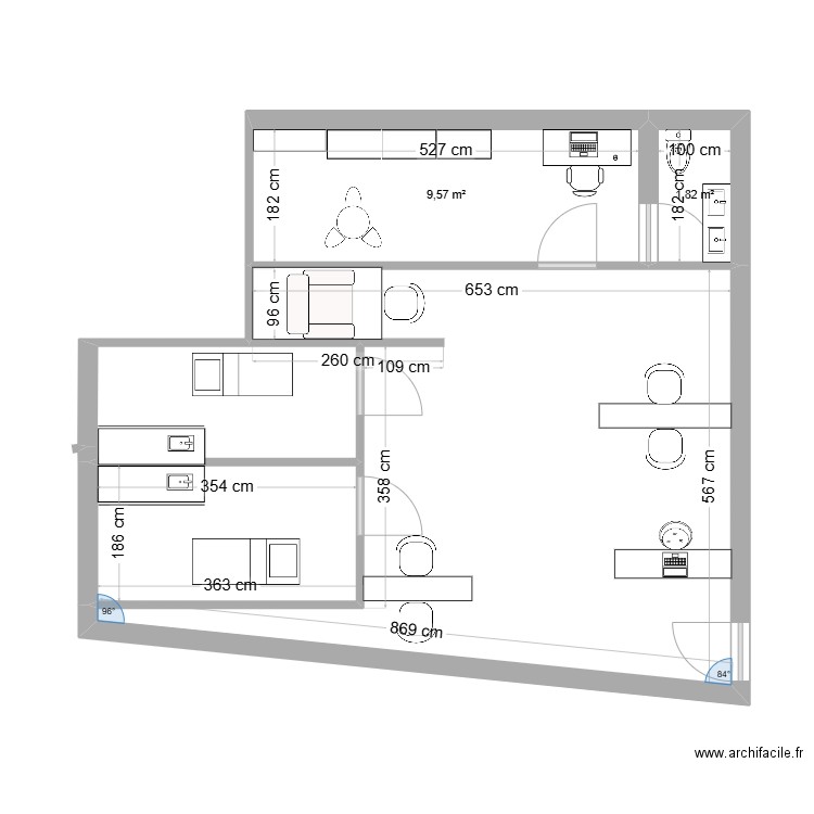 institut. Plan de 4 pièces et 47 m2