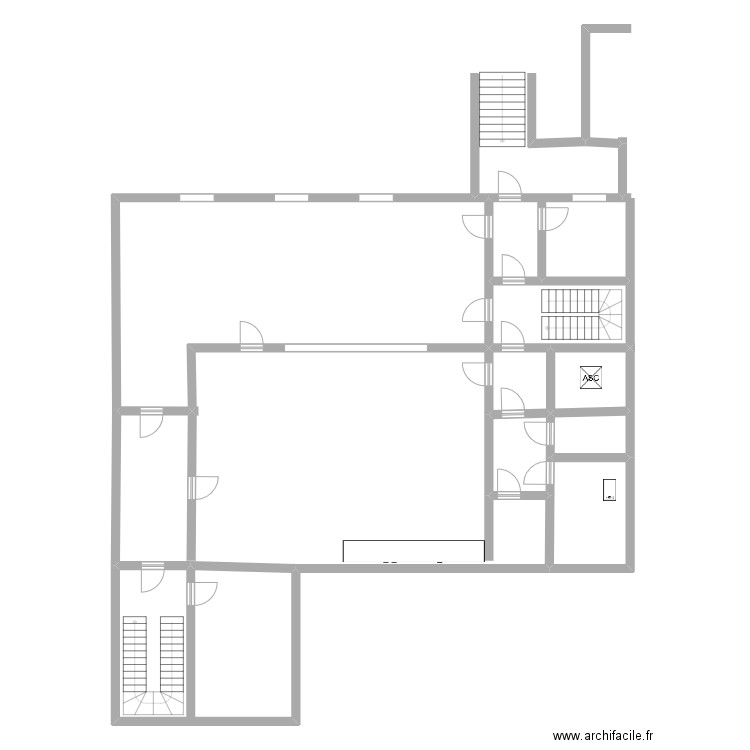 Stanley niv-1. Plan de 9 pièces et 228 m2