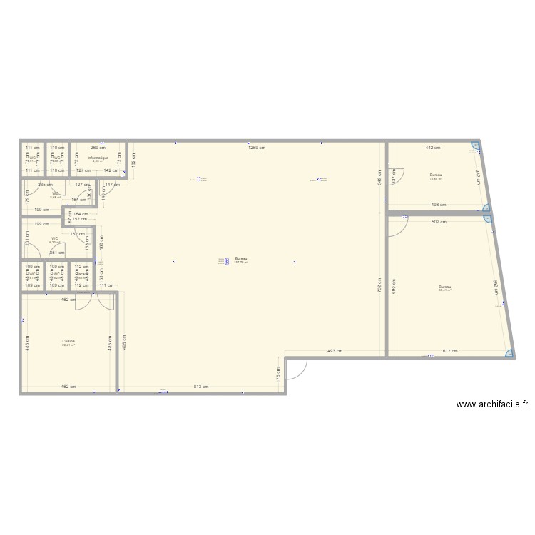 Bureau_Schmid. Plan de 12 pièces et 260 m2