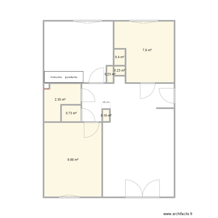 Saint Nestor. Plan de 8 pièces et 22 m2