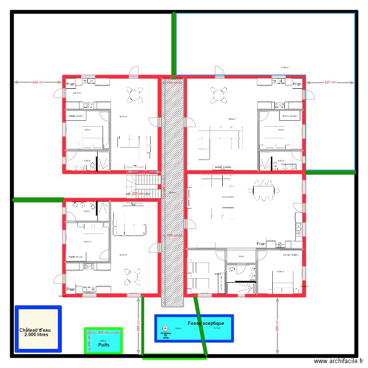 Terrain 3 + 1, château d'eau, fosse sceptique et puits. Plan de 23 pièces et 756 m2