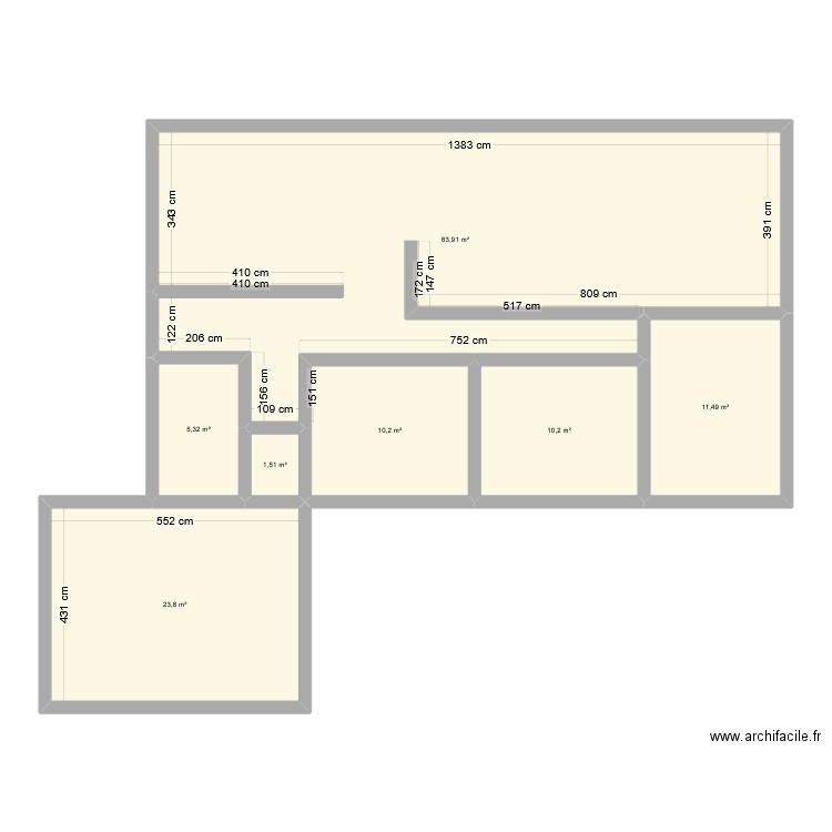 fre. Plan de 7 pièces et 126 m2