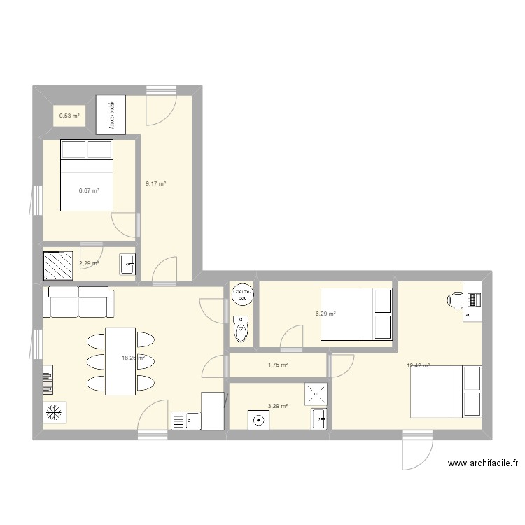 Chez Charly. Plan de 9 pièces et 62 m2