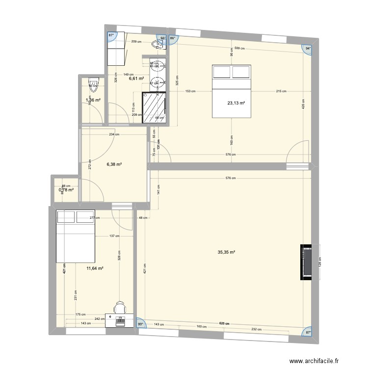 V1_Pouss. Plan de 8 pièces et 85 m2