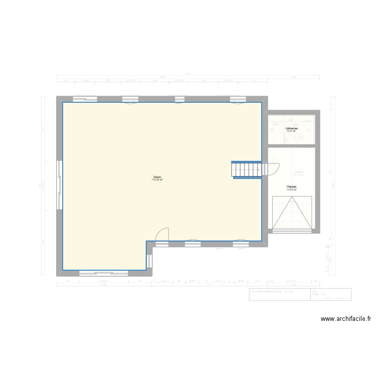 plan périphérique. Plan de 3 pièces et 132 m2