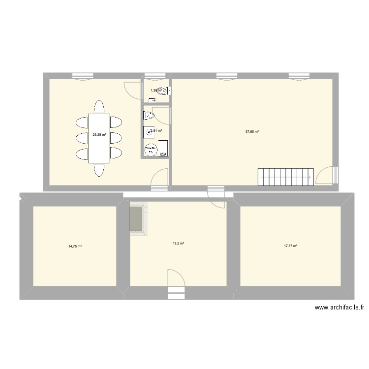 Calonges. Plan de 7 pièces et 116 m2