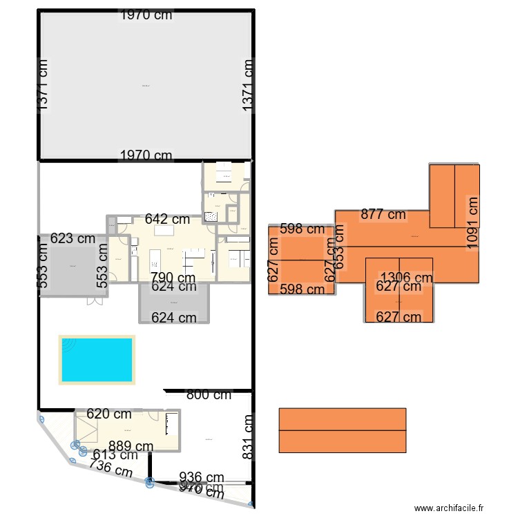 maison. Plan de 18 pièces et 716 m2