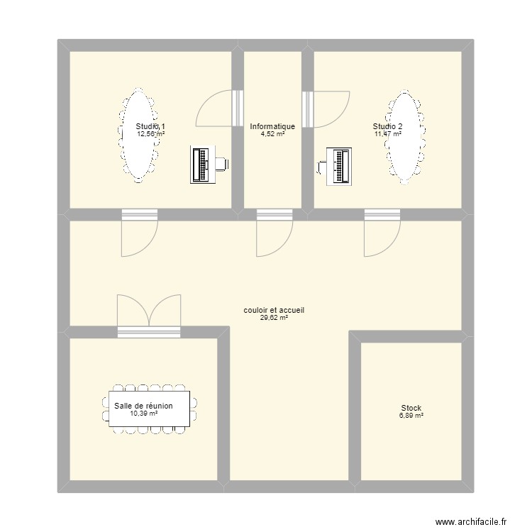 RADIO. Plan de 6 pièces et 75 m2