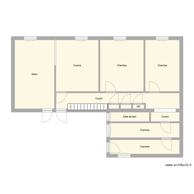 MAISON.. Plan de 12 pièces et 83 m2