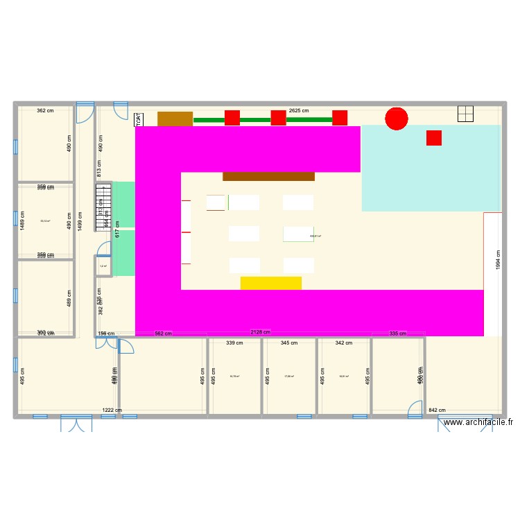 Local Capens. Plan de 7 pièces et 614 m2