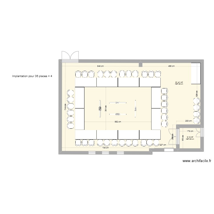 SALLE CA. Plan de 2 pièces et 85 m2