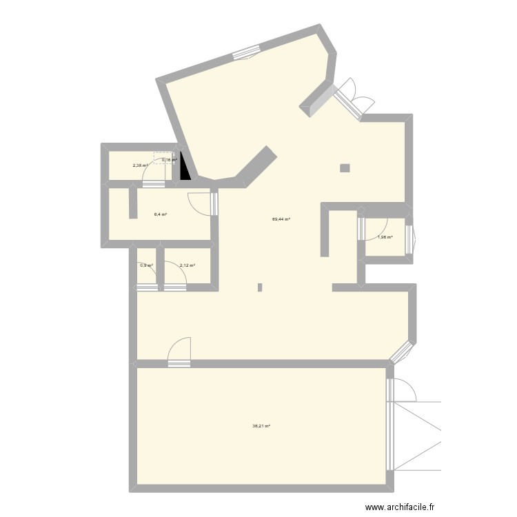 golf plus outlet. Plan de 8 pièces et 120 m2