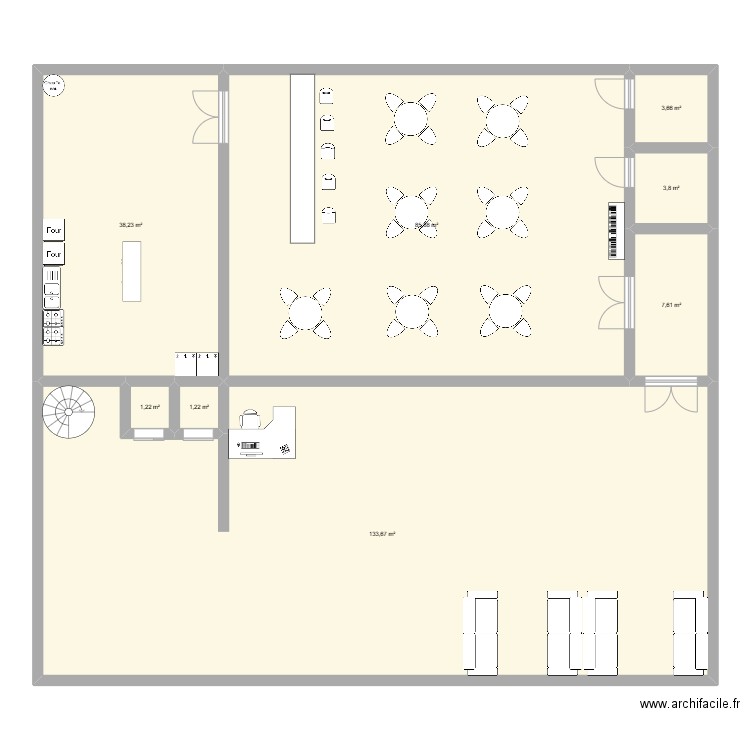 Hotel Rustika. Plan de 8 pièces et 275 m2