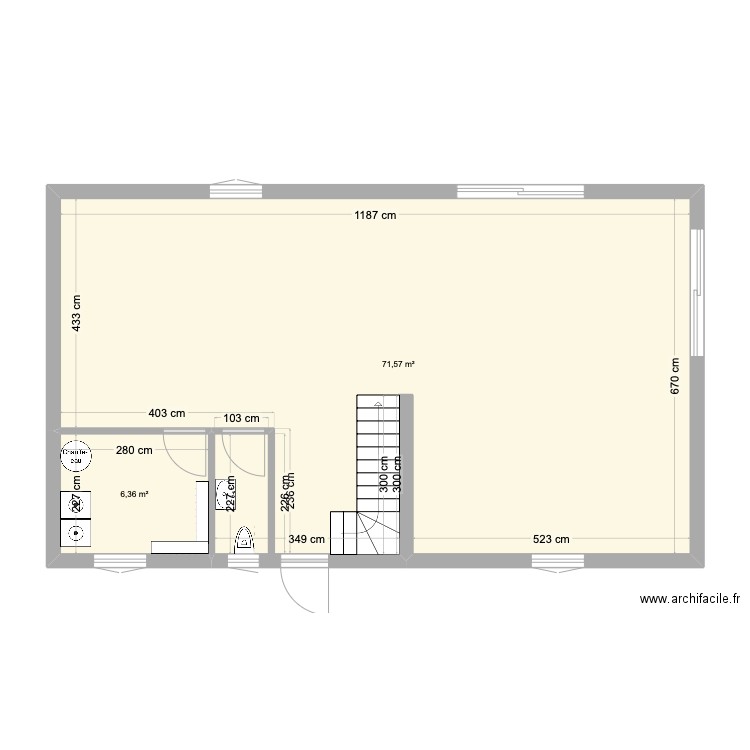 Augugliaro. Plan de 2 pièces et 78 m2