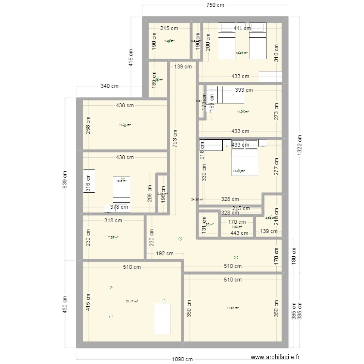 maison1. Plan de 18 pièces et 148 m2