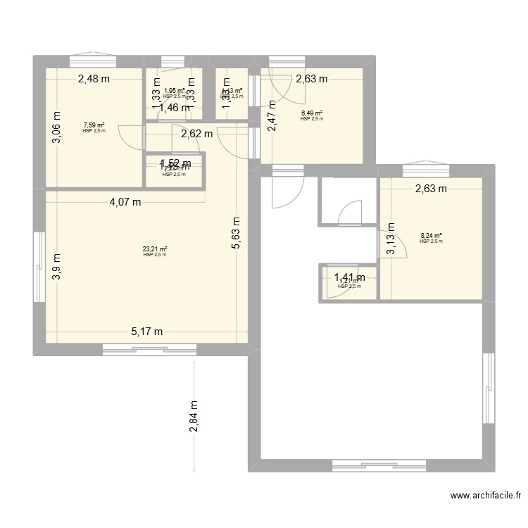 Maison Esquibien 2. Plan de 8 pièces et 51 m2