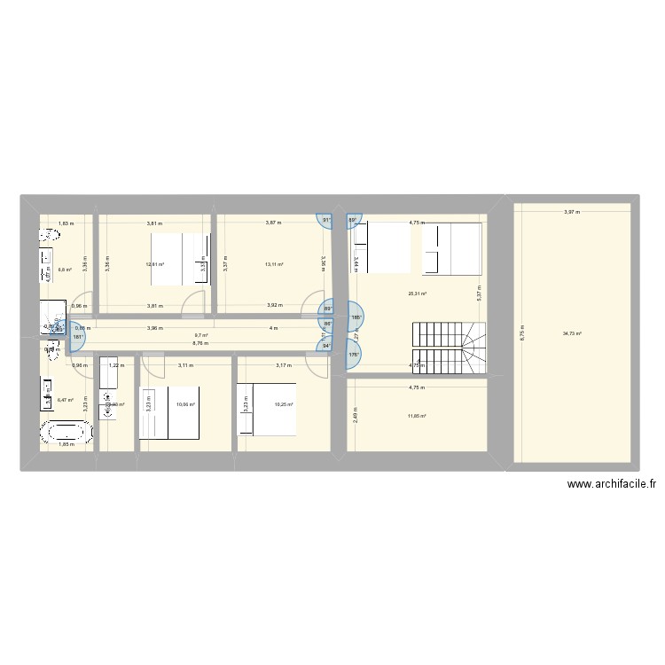 Grange G. Plan de 13 pièces et 253 m2