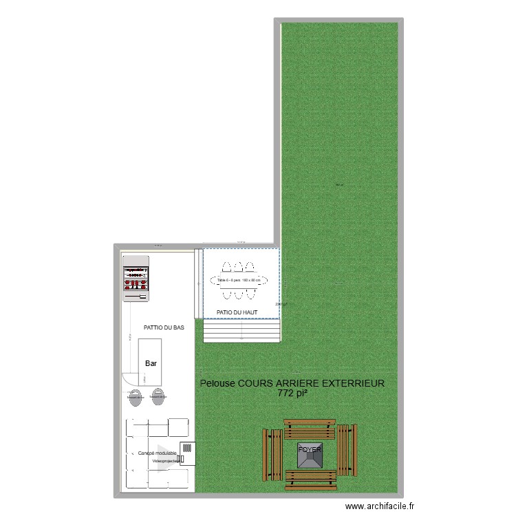 cours exterieur. Plan de 1 pièce et 219 m2