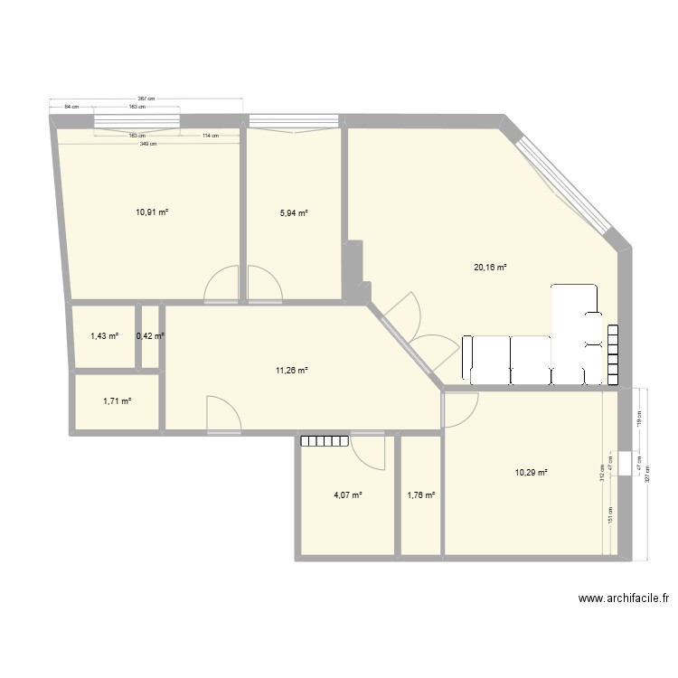 oliv. Plan de 11 pièces et 68 m2