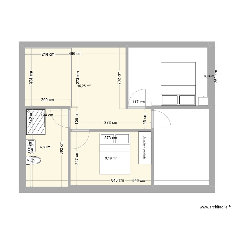 Etage. Plan de 4 pièces et 32 m2