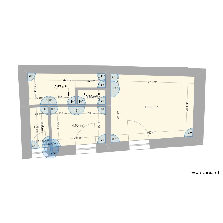 garage Senlis. Plan de 5 pièces et 20 m2