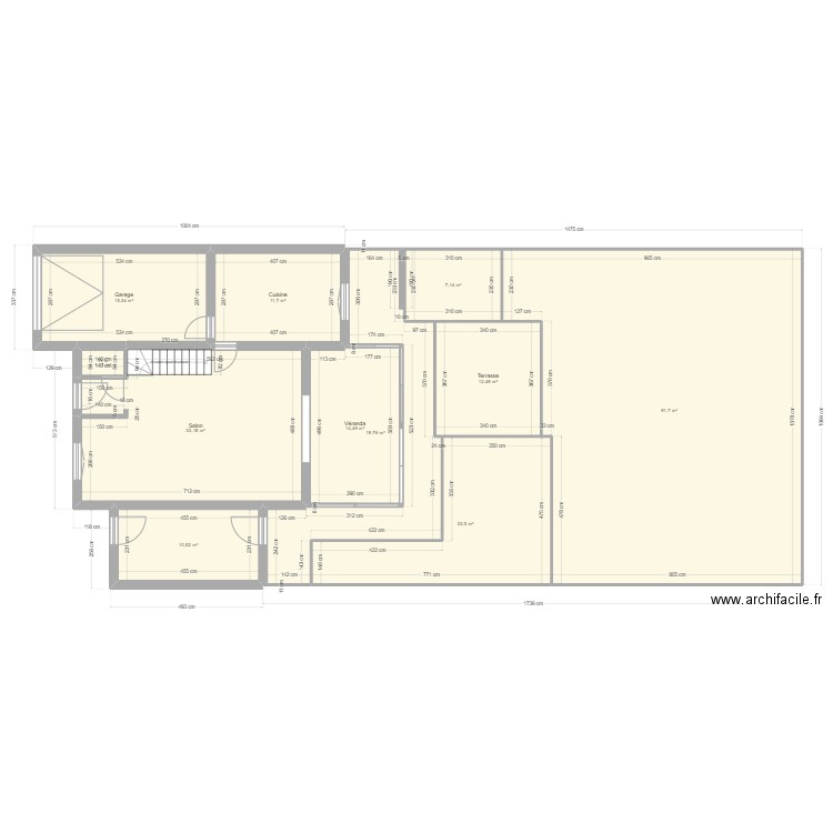 Maison. Plan de 11 pièces et 240 m2