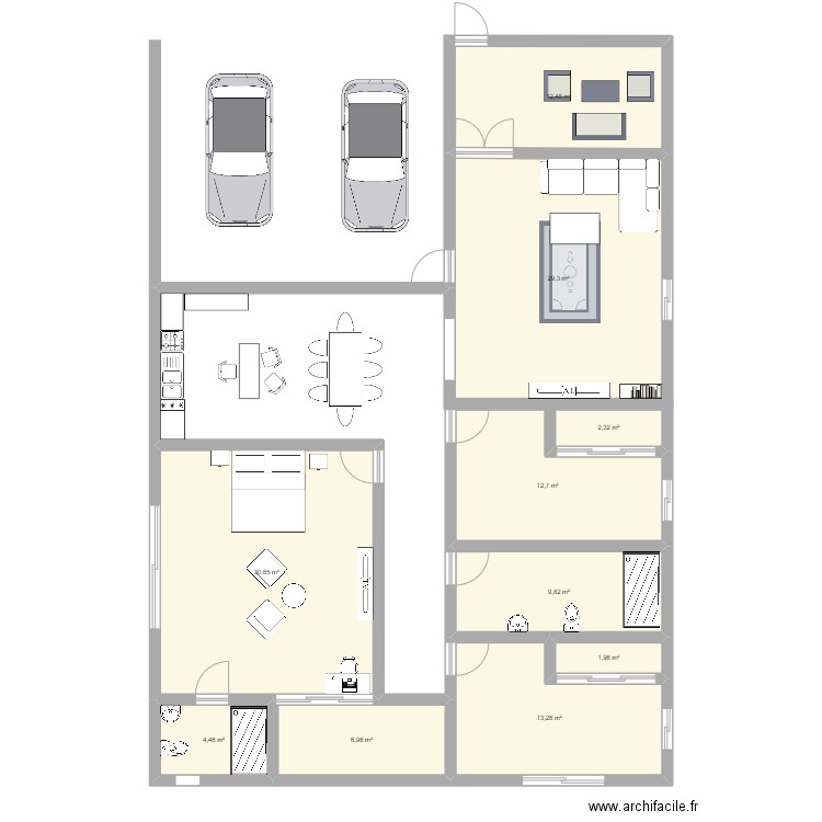 Casa Gabriel. Plan de 10 pièces et 124 m2