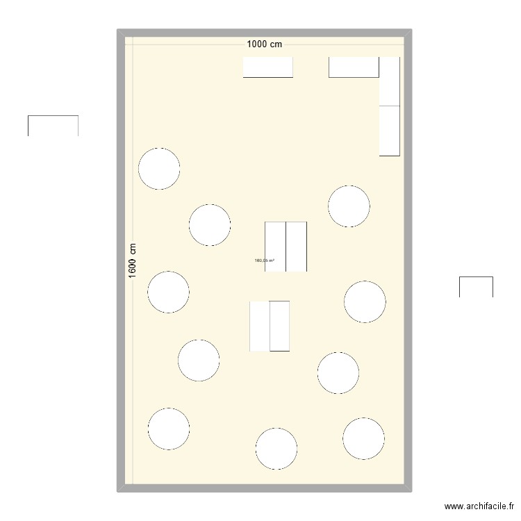 Mariage. Plan de 1 pièce et 160 m2