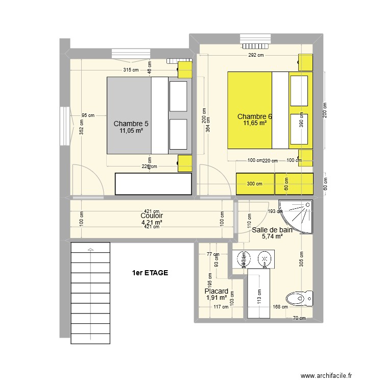 Bergerac 228 m2 9P 1ER ETAGE. Plan de 5 pièces et 35 m2