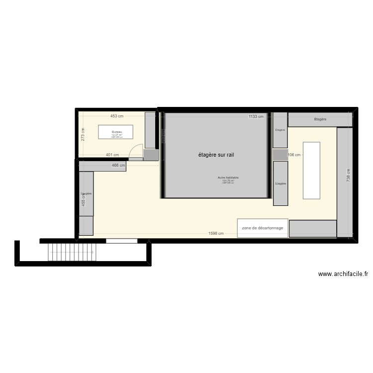 Stockage Saba. Plan de 2 pièces et 117 m2