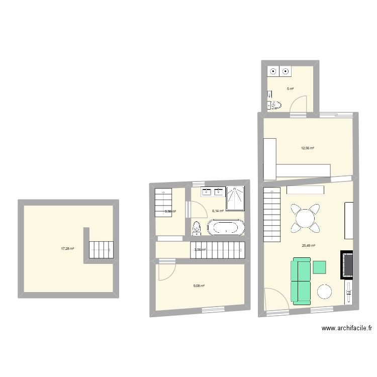 naast. Plan de 8 pièces et 82 m2