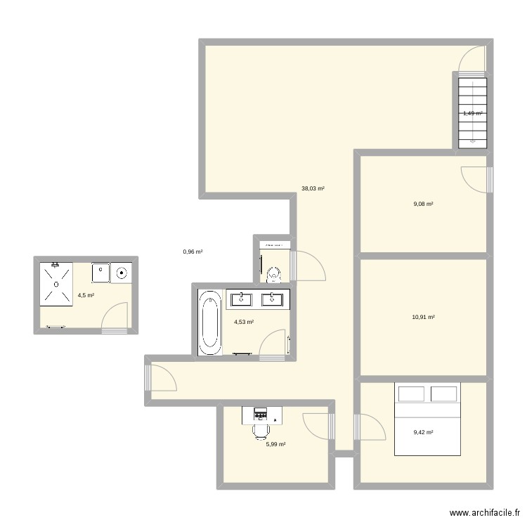 CR VAD. Plan de 9 pièces et 85 m2