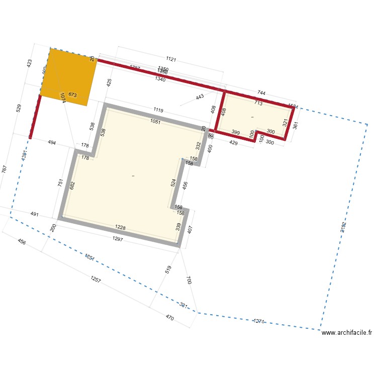 Maison Benesse. Plan de 2 pièces et 157 m2