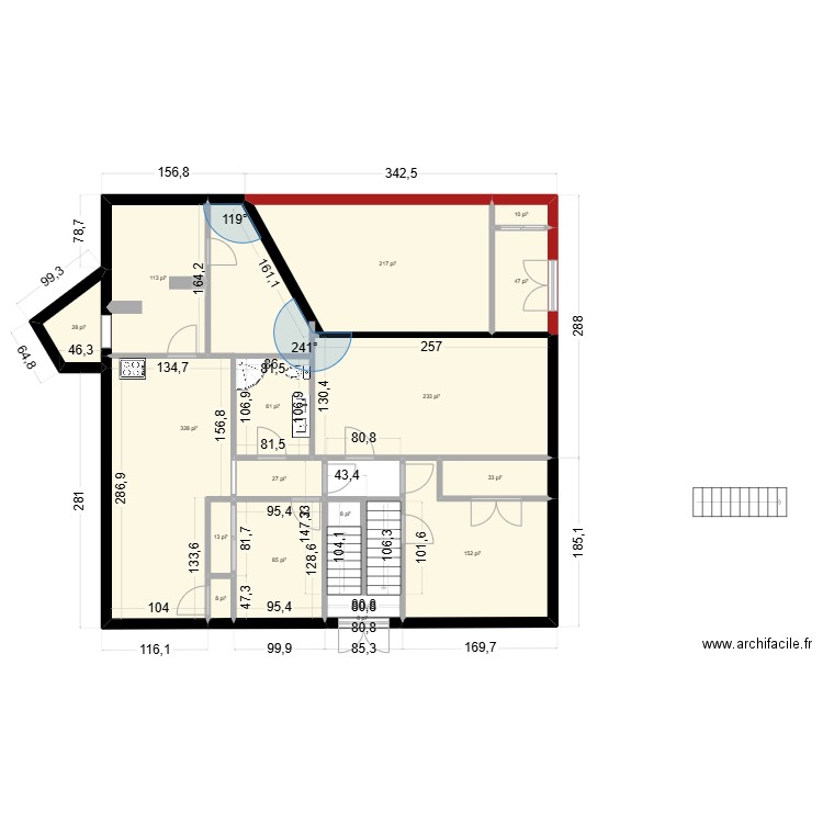 90 rochelois certificat . Plan de 16 pièces et 135 m2