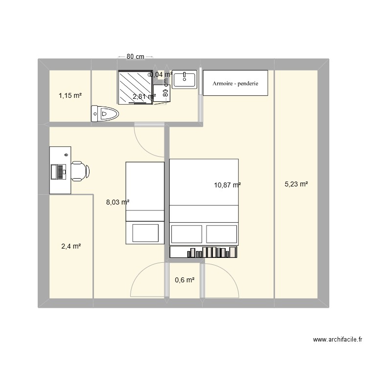 Initial4. Plan de 8 pièces et 31 m2