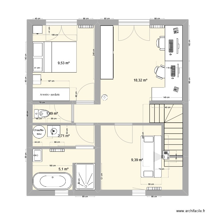 1er etage. Plan de 6 pièces et 47 m2