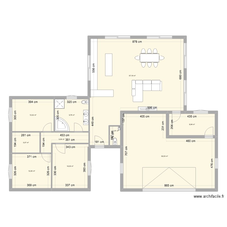 MAISON. Plan de 10 pièces et 184 m2