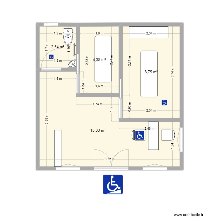 Institut norme Handicap 2 cabines. Plan de 4 pièces et 31 m2