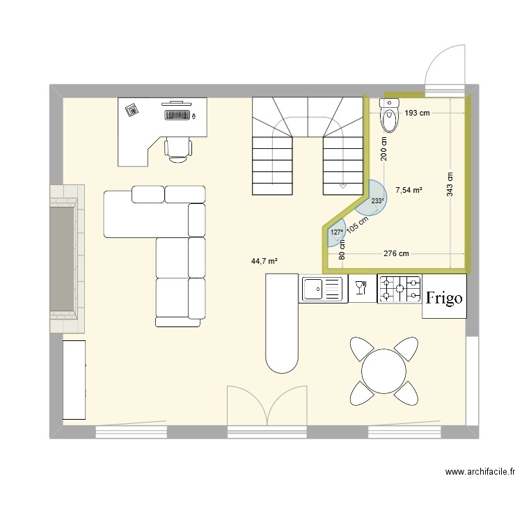 Isergues RDC. Plan de 2 pièces et 61 m2