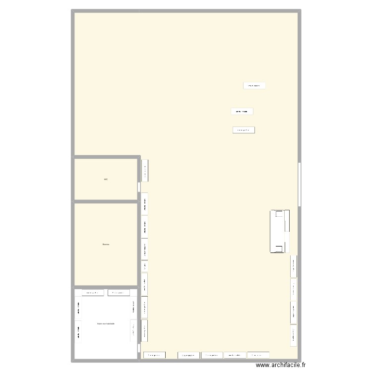 magasin. Plan de 4 pièces et 628 m2