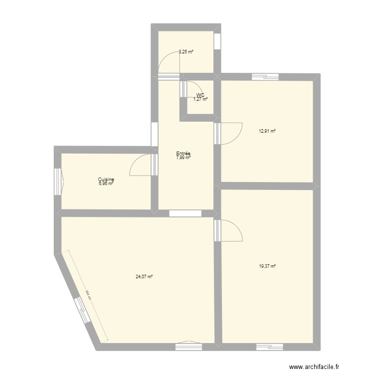 centre d’éducation. Plan de 7 pièces et 76 m2